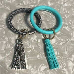 Turquoise and Leopard Print Keychain Bracelet Set